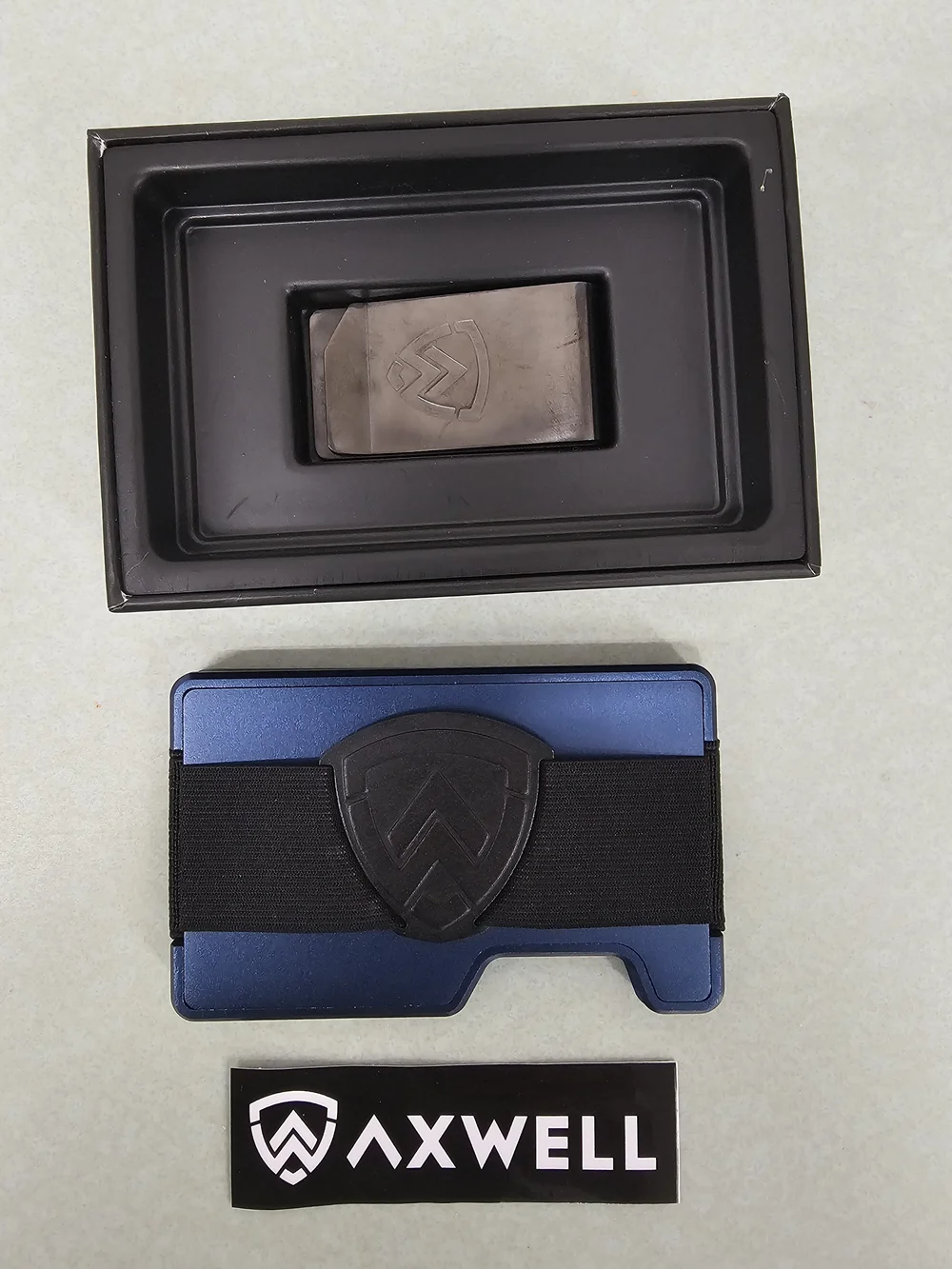 Axwell Mag-Lock Wallet Blue – Brand New in Box – Aluminum